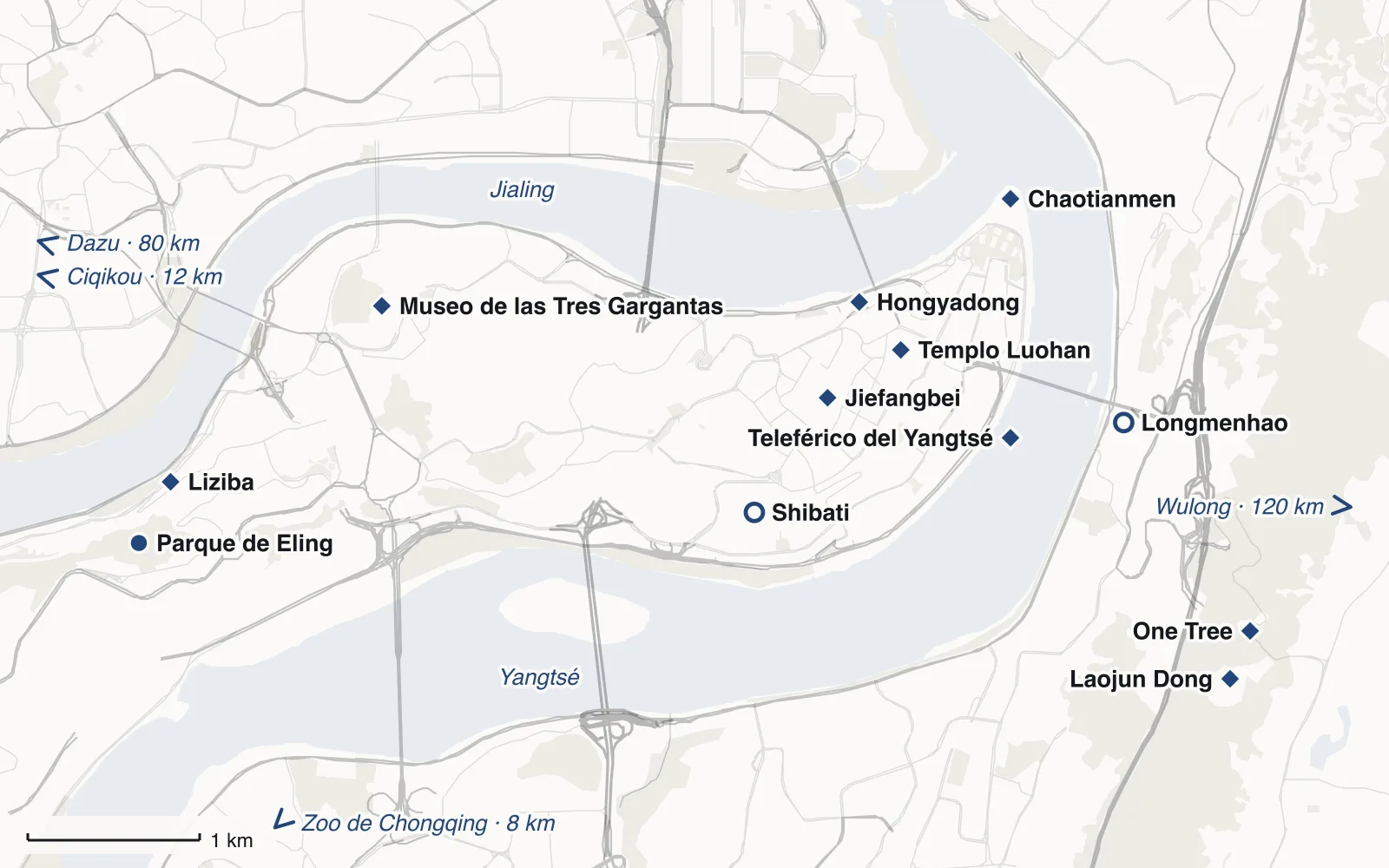 Mapa: Chongqing entre sus dos ríos, con Hongyadong, Jiefangbei, Shibati, Chaotianmen, Liziba, Teleférico del Yangtsé, Parque de Eling, One Tree, Longmenhao, Museo de las Tres Gargantas, Templo Luohan y Laojun Dong